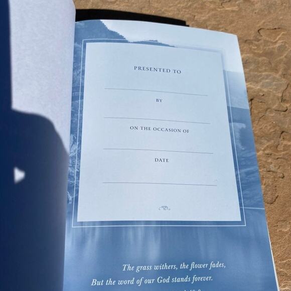 The One Year Chronological Bible 52 Weeks: Know the Bible - Picture 2 of 5